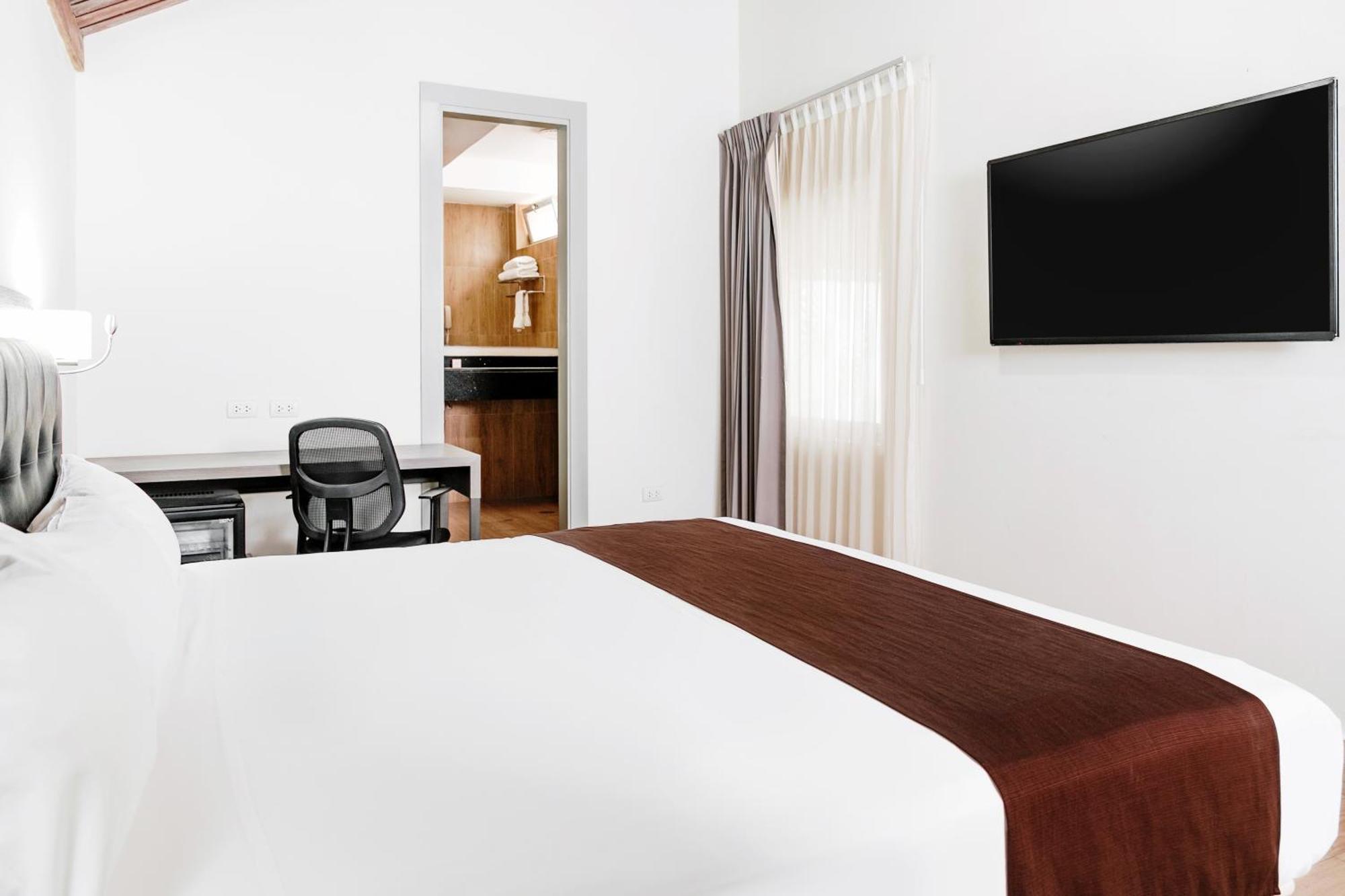 Hotel Wyndham Costa Del Sol Tumbes Exterior foto